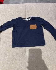 T-shirt bleu 