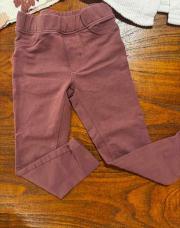 Jegging kiabi mauve 3/4 ans 