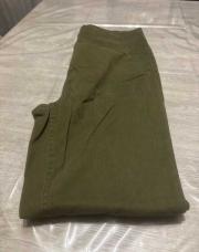 Pantalon vert Pièces L