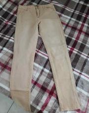 Pantalon moutarde taille 42