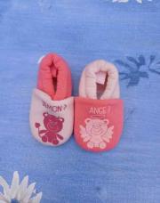 Chaussons fille 0-6 mois ange/démon 
