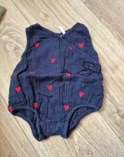 Barboteuse bleu a coeur rouge