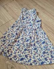 Robe creme a fleur bleus