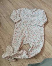 Pyjama blanc a fleur