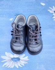 Chaussures bébé cœur 20