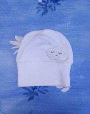 Bonnet blanc nuage naissance 
