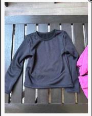 Pull thermique noir 5/6 ans Primark 