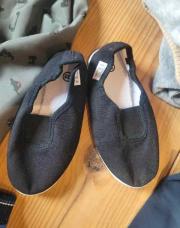 Chaussures noire ouverte fum 