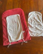Coussin à langer avec housse et 2 serviettes noukies 