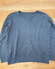 Pull bleu ajouré 