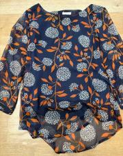 Blouse bleu décor orange 