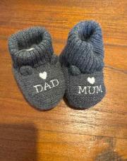 Chaussons 1-3 mois mum dad 