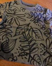 T shirt 3 mois vert kaki feuilles 