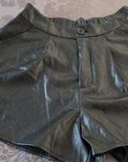 Short en cuir M
