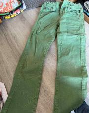 Jeans vert 122 