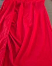 Robe rouge a perle M