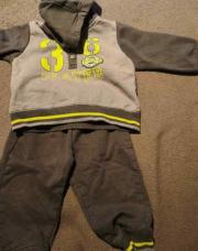 ensemble jogging