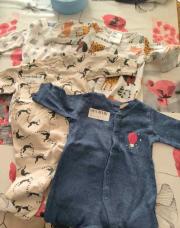 Lot de pyjama fin 1 mois 