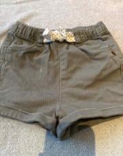 Short vert 18mois