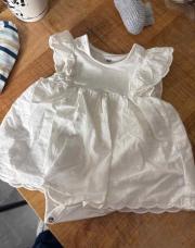 Robe blanche h et m 