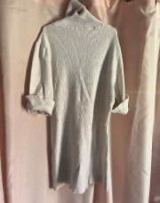 TEE shirt blanc cassée 