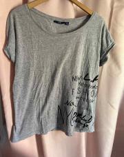 TEE shirt gris taille m