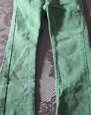 Jeans vert 98