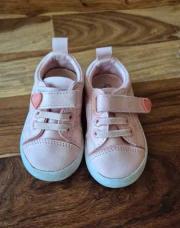 Chaussure rose 19