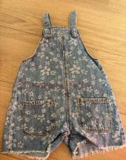 salopette en jeans à fleurs zara 92cm