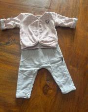 Ensmzble 3 mois veste réversible et pantalon 