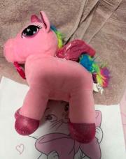 Poney rose 