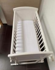 Berceau troll + matelas + tour de lit 