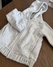 Gilet gris 9-12 zara