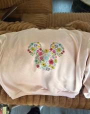 Pull Minnie fleurs 5/6 ans 