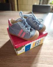 Basket bleu/rose