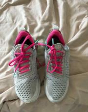 Basket air Nike lacet rose 36,5