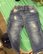 Jeans 6mois tape à l’œil « trous »
