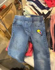 Jeans bleu avec étoile  104
