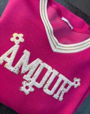 Pull rose amour 