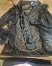 Blousse transparente noir avec cravate taille S/m 