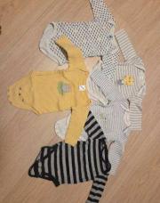 Lot 5 bodys 6mois