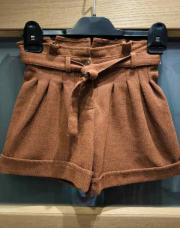 Short - taille 5/6 ans