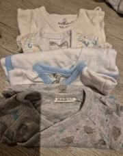 Lot de 4 bodys mc