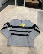 Pull neuf gris/noir 