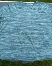 T-shirt bleu 