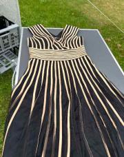 Robe M