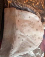 Lot de 4 bonnets naissance 