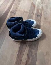 Converse scratch. 29