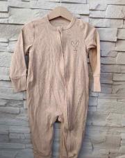 Pyjama beige avec petit lapin 
