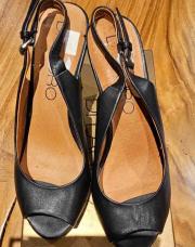 30.sandale noir cuir p38